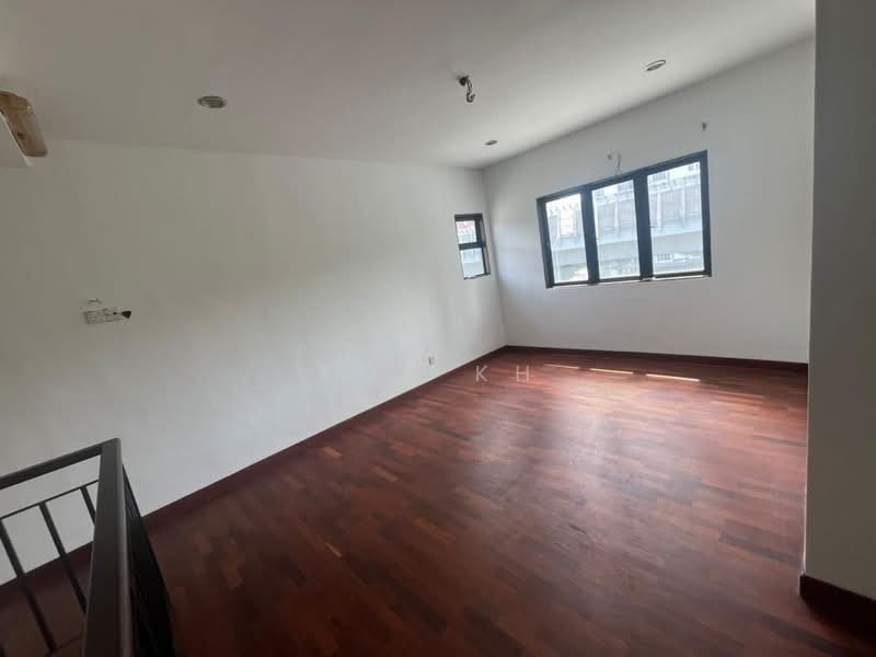 Semi-Detached House for Sale in Kota Damansara (Selangor) - Kok KH - PropertyGuru.com.my