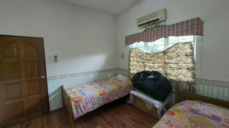 Bungalow House untuk Dijual di Desa Melor (Serendah) - Zann Fauzan - Bedroom - PropertyGuru.com.my