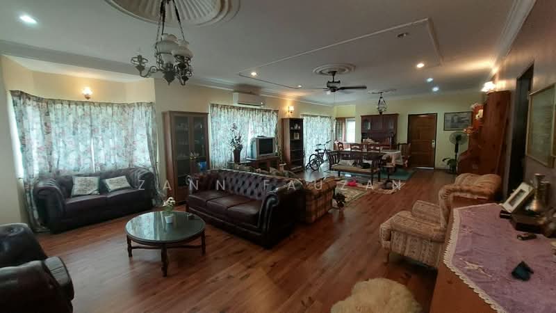 Bungalow House untuk Dijual di Desa Melor (Serendah) - Zann Fauzan - Living Room - PropertyGuru.com.my