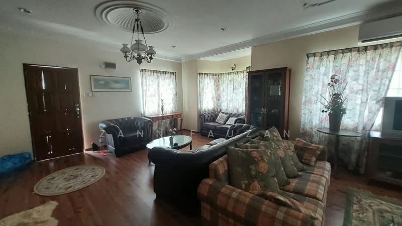 Bungalow House untuk Dijual di Desa Melor (Serendah) - Zann Fauzan - Living Room - PropertyGuru.com.my