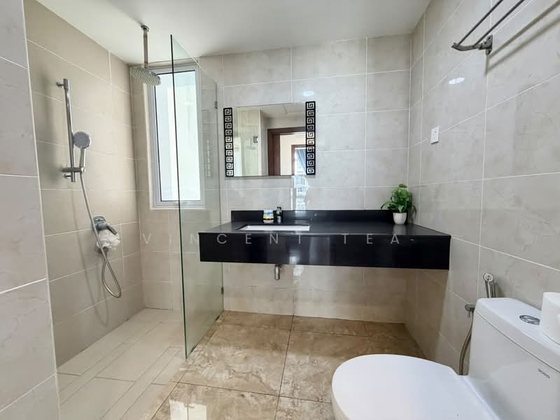 Kondominium untuk Dijual di Paradiso Nuova (Merak Kayangan) - Vincent Tea - Bathroom - PropertyGuru.com.my