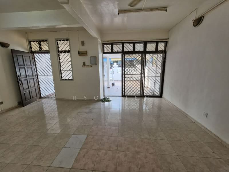 2-storey Terraced House for Sale in Taman Desa Cemerlang (Ulu Tiram) - Ryon Teh - PropertyGuru.com.my
