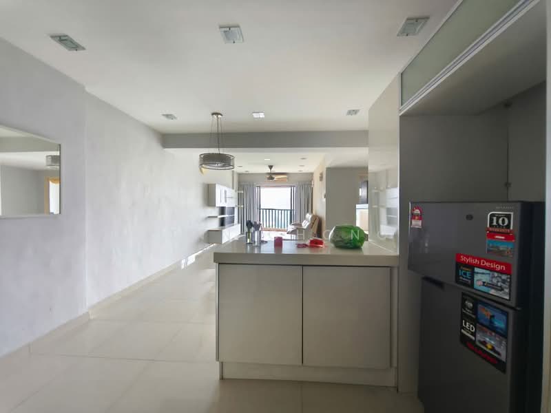 Pangsapuri untuk Dijual di Anjung Hijau (Greenfields) - Yenn Chong - Living Room - PropertyGuru.com.my