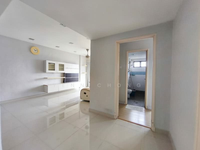 Pangsapuri untuk Dijual di Anjung Hijau (Greenfields) - Yenn Chong - Living Room - PropertyGuru.com.my