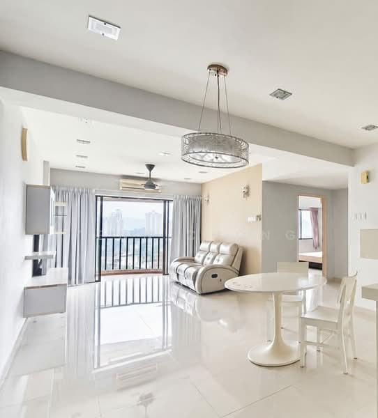 Pangsapuri untuk Dijual di Anjung Hijau (Greenfields) - Yenn Chong - Living Room - PropertyGuru.com.my