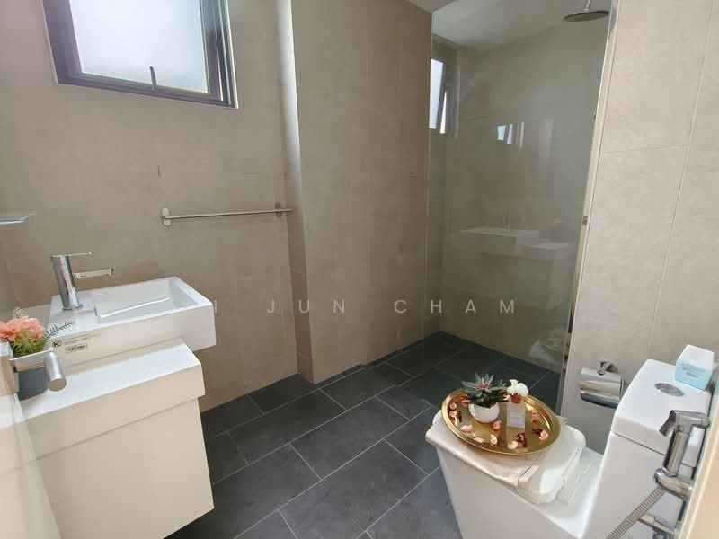 Kediaman Servis untuk Disewa di East Parc @ Manjalara - Yi Jun Cham - Bathroom - PropertyGuru.com.my