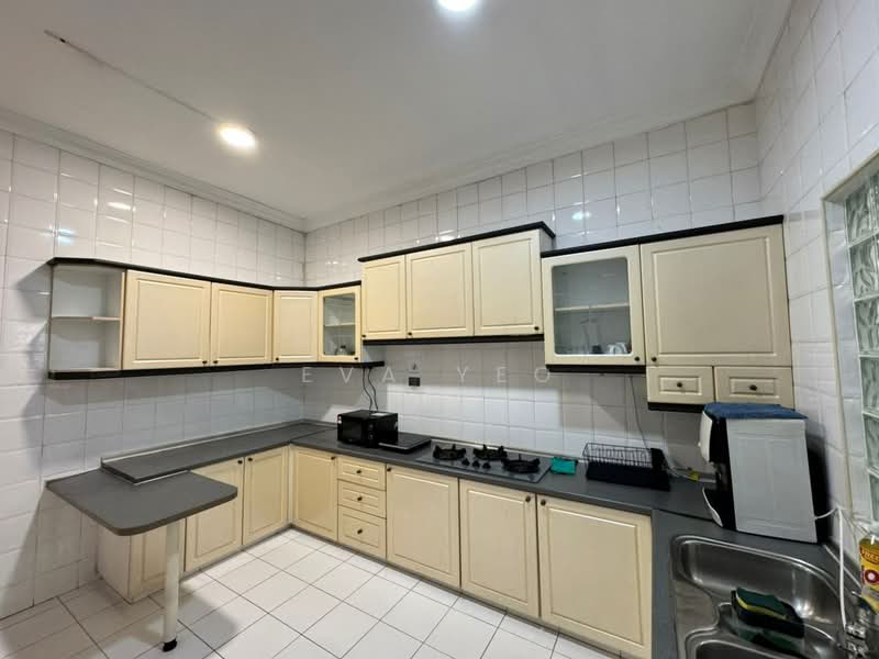 Rumah Teres 2-Tingkat untuk Dijual di Taman Molek (Johor Bahru) - Eva Yeo - Kitchen - PropertyGuru.com.my