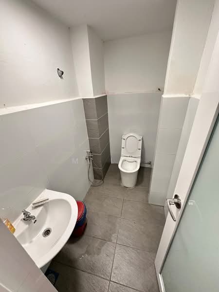 Kedai untuk Disewa di Subang Jaya (Selangor) - ML Lau - Bathroom - PropertyGuru.com.my