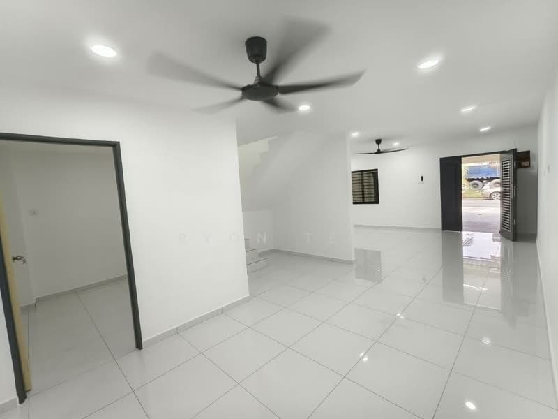 2-storey Terraced House for Sale in Taman Bukit Kempas (Tampoi) - Ryon Teh - PropertyGuru.com.my
