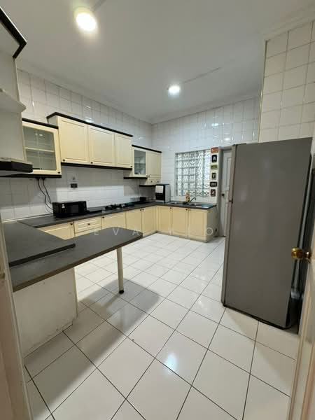 Rumah Teres 2-Tingkat untuk Dijual di Taman Molek (Johor Bahru) - Eva Yeo - Kitchen - PropertyGuru.com.my