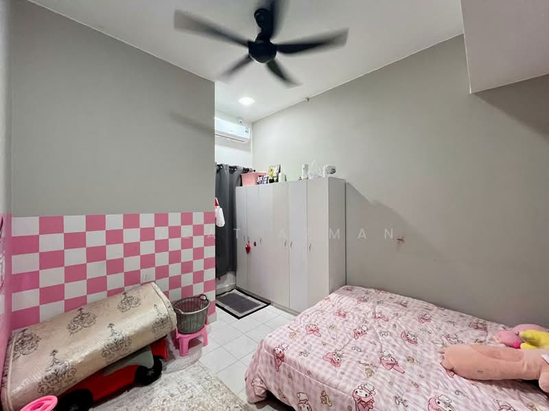 Terraced House for Sale in Kuantan (Pahang) - Izzat Azman - Bedroom - PropertyGuru.com.my