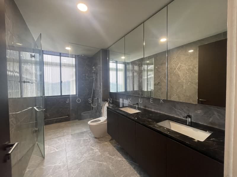 Service Residence for Sale at Park Regent @Desa Park City - Josin Kuek - Bathroom - PropertyGuru.com.my