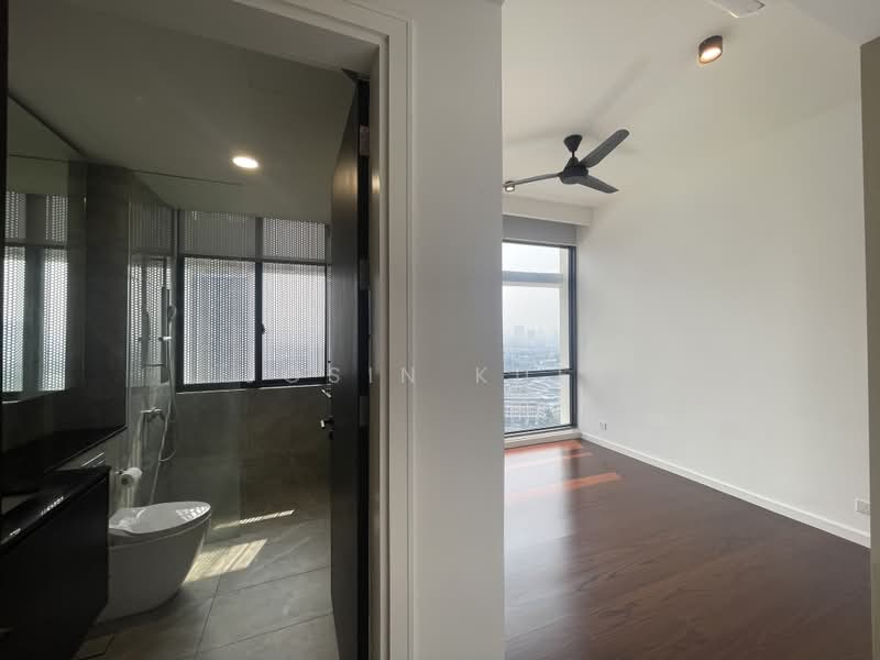 Service Residence for Sale at Park Regent @Desa Park City - Josin Kuek - Bathroom - PropertyGuru.com.my