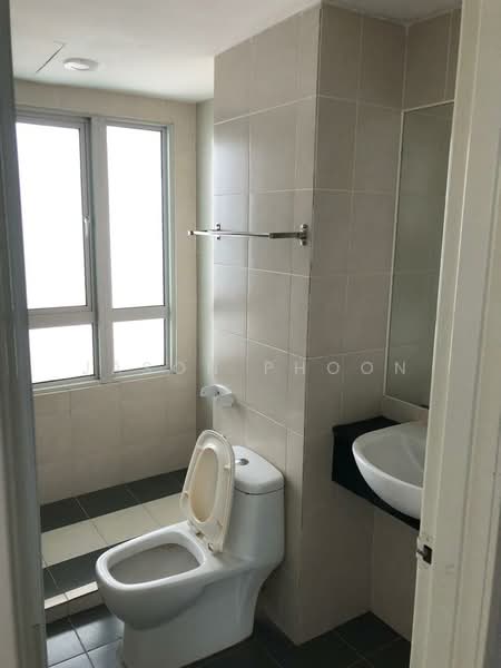Condominium for Sale at The Peak - Jason Phoon - Bathroom - PropertyGuru.com.my