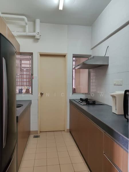 Kondominium untuk Dijual di Casa Damansara - Shanice Low - Kitchen - PropertyGuru.com.my