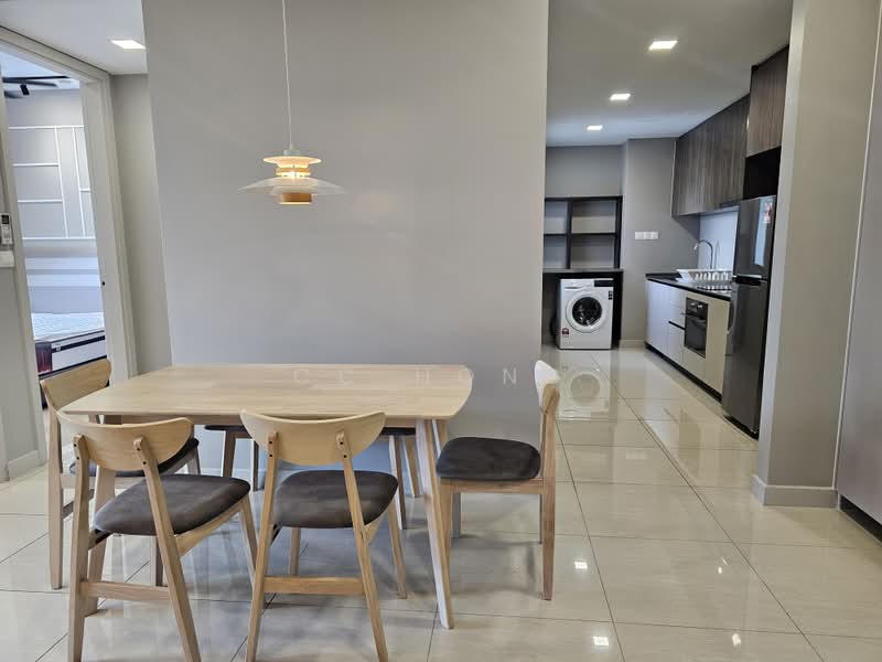 Kediaman Servis untuk Disewa di Datum Jelatek Residence - CC Hong - Dining Room - PropertyGuru.com.my