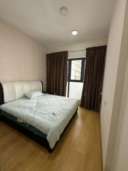 Condominium for Sale at Amberside @ Country Garden Danga Bay - Jee Hui - Bedroom - PropertyGuru.com.my