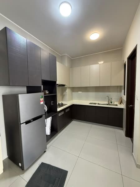 Condominium for Sale at Amberside @ Country Garden Danga Bay - Jee Hui - Kitchen - PropertyGuru.com.my