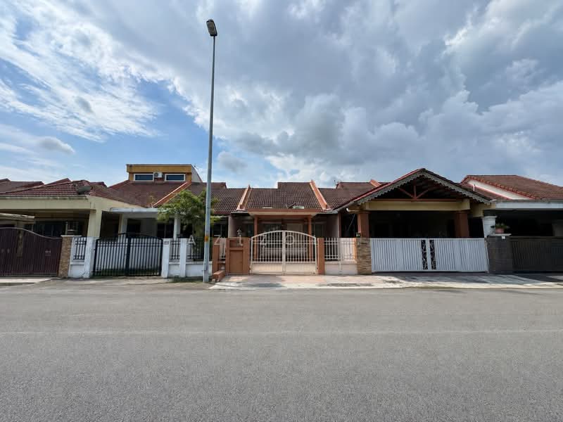 Rumah Teres 1-Tingkat untuk Dijual di Bandar Bukit Raja (Klang) - Azizol . - PropertyGuru.com.my