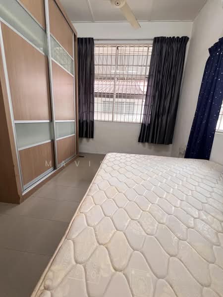 Rumah Berkembar untuk Dijual di Taman Robina (Butterworth) - Mavis Khor - Bedroom - PropertyGuru.com.my