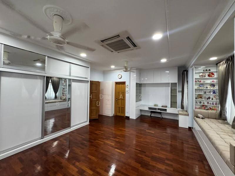 Rumah Berkembar untuk Dijual di Kota Damansara (Selangor) - Mohd Aizat Saiful Bahri - PropertyGuru.com.my