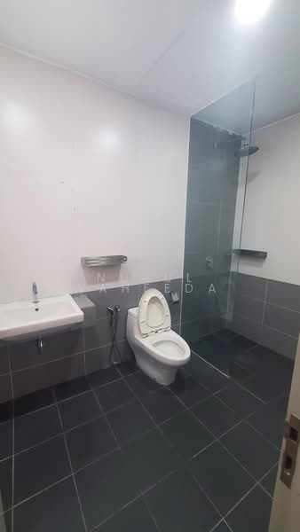 Rumah Teres untuk Disewa di Bangi (Selangor) - Nurul Zakariah - Bathroom - PropertyGuru.com.my