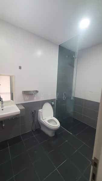 Rumah Teres untuk Disewa di Bangi (Selangor) - Nurul Zakariah - Bathroom - PropertyGuru.com.my