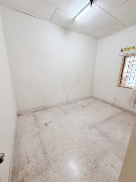 1-storey Terraced House for Sale in Taman Perling (Perling) - Bess Wong - PropertyGuru.com.my