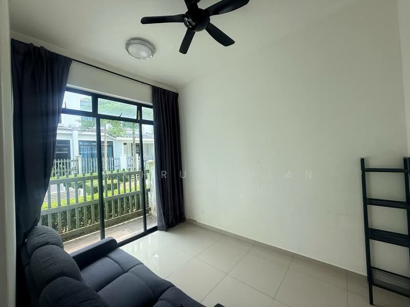 Terraced House for Rent in Kota Masai (Pasir Gudang) - Fakhrul Imlan - Living Room - PropertyGuru.com.my