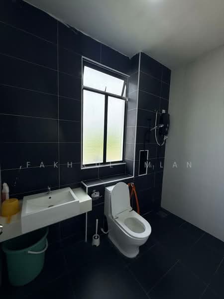 Terraced House for Rent in Kota Masai (Pasir Gudang) - Fakhrul Imlan - Bathroom - PropertyGuru.com.my