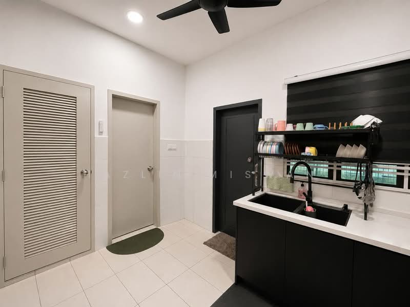 2-storey Terraced House for Sale in Setia Utama (Setia Alam) - Hazlin Miswan - PropertyGuru.com.my