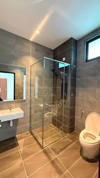 Link Bungalow for Sale in Johor Bahru (Johor) - Noctis Tan - Bathroom - PropertyGuru.com.my