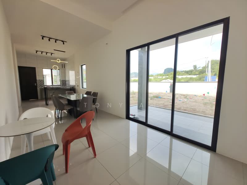 1-storey Terraced House for Sale in Kampung Kepayang (Ipoh) - Tony Au - PropertyGuru.com.my