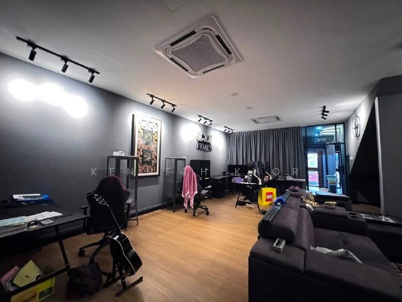 Kedai untuk Disewa di Bandar Baru Uda (Tampoi) - Kenneth Khor - Interior - PropertyGuru.com.my