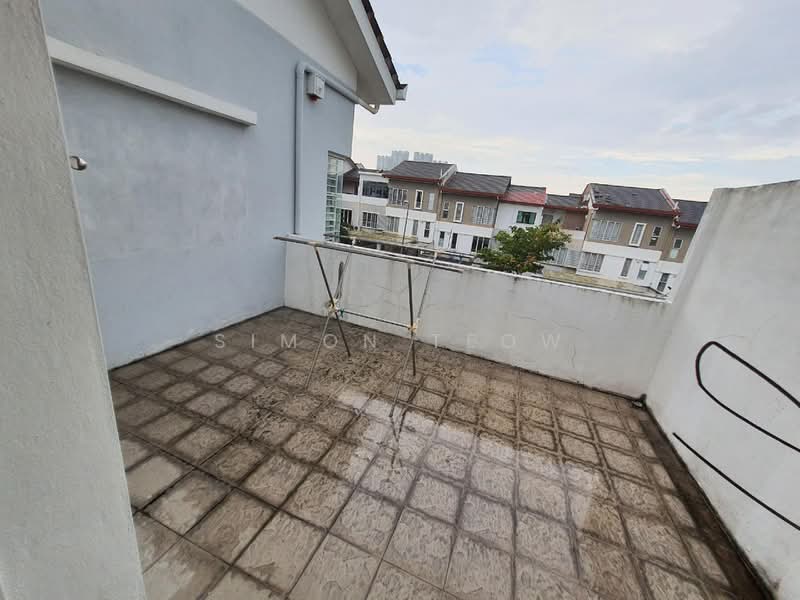 Townhouse for Sale in Puchong (Selangor) - Simon Teow - Balcony - PropertyGuru.com.my