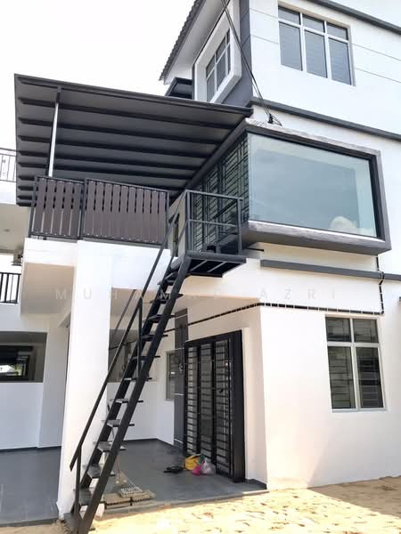 Rumah Teres 2.5-Tingkat untuk Disewa di Taman Larkin Perdana (Johor Bahru) - MUHAMAD AZRI - PropertyGuru.com.my
