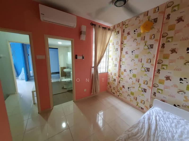 Townhouse for Sale in Seri Kembangan (Selangor) - Simon Teow - Bedroom - PropertyGuru.com.my