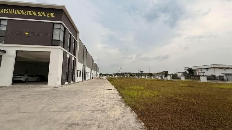 Kilang Berkembar untuk Disewa di Eco Business Park 2 Senai (Senai) - Kenneth Khor - Exterior - PropertyGuru.com.my