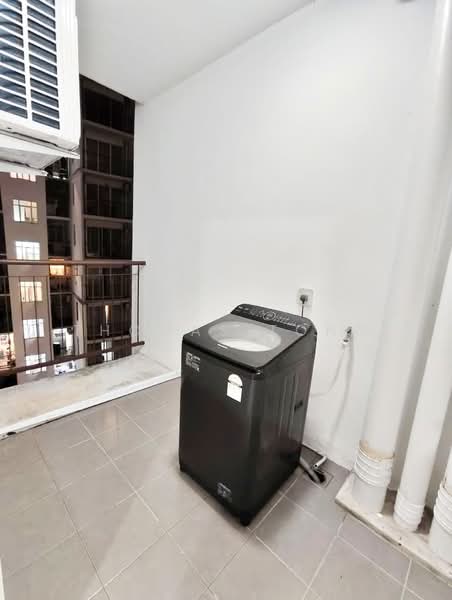 Pangsapuri untuk Disewa di Residensi Bintawa Riverfront (PR1MA @ Bintawa Riverfront) - Thomas Tong - Balcony - PropertyGuru.com.my
