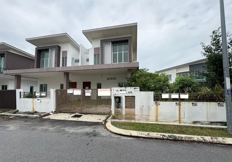 Rumah Berkembar untuk Dijual di Port Dickson (Negeri Sembilan) - Liew Chew Yee - Exterior - PropertyGuru.com.my