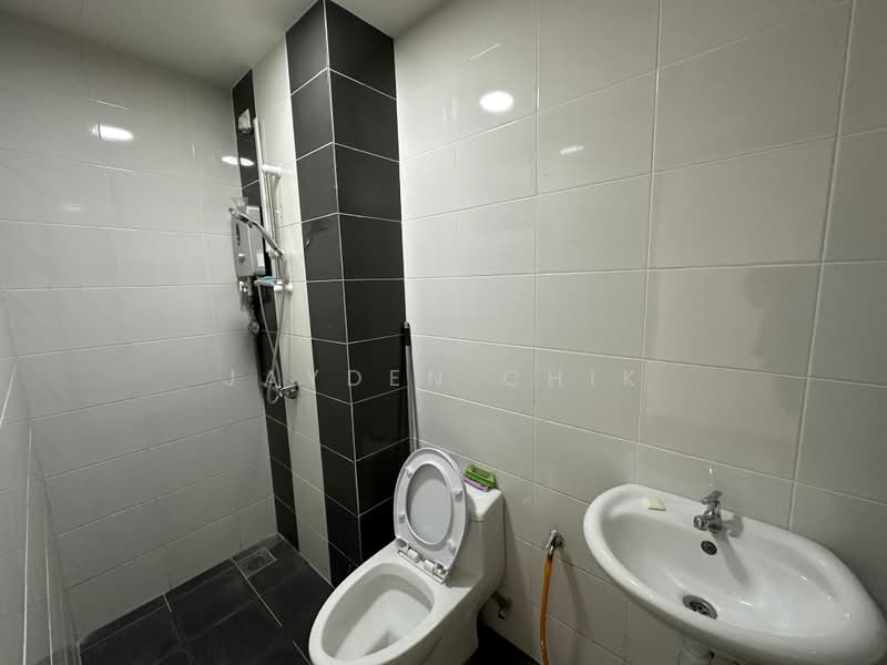 Kediaman Servis untuk Disewa di Silk Sky - Jayden Chik - Bathroom - PropertyGuru.com.my