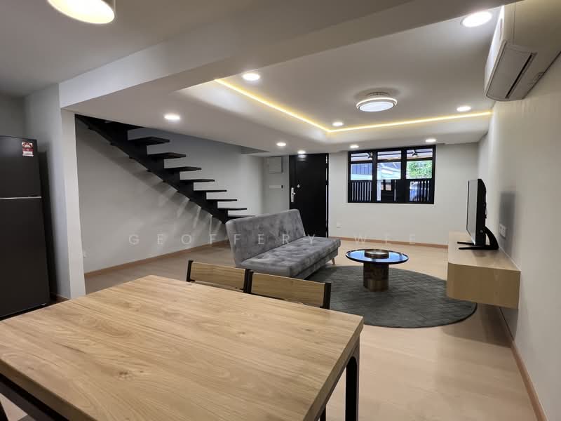 2-storey Terraced House for Rent in Taman Bachang Baru (Bachang) - Geoffery Wee - Living Room - PropertyGuru.com.my