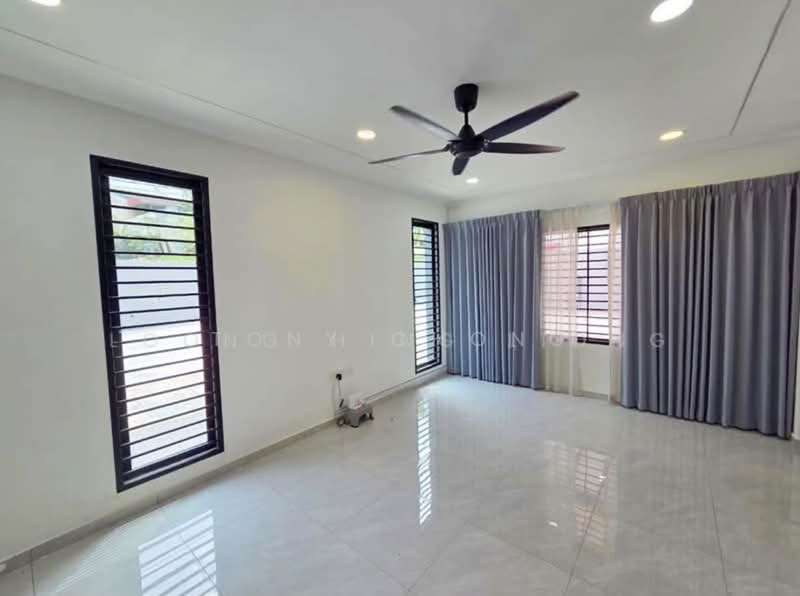 Rumah Berkembar untuk Disewa di Johor Bahru (Johor) - Tony Chong - Living Room - PropertyGuru.com.my