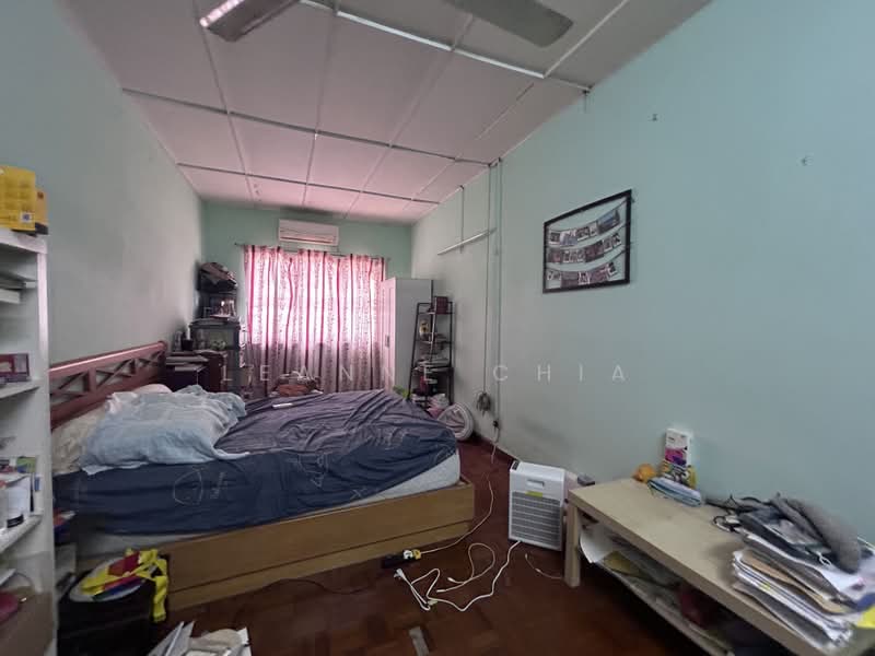 2-storey Terraced House for Sale in SS2 (Petaling Jaya) - Leanne Chia - Bedroom - PropertyGuru.com.my