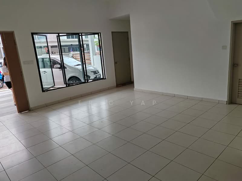 Terraced House for Sale in Taman Semenyih Mewah (Semenyih) - Eric Yap - Living Room - PropertyGuru.com.my