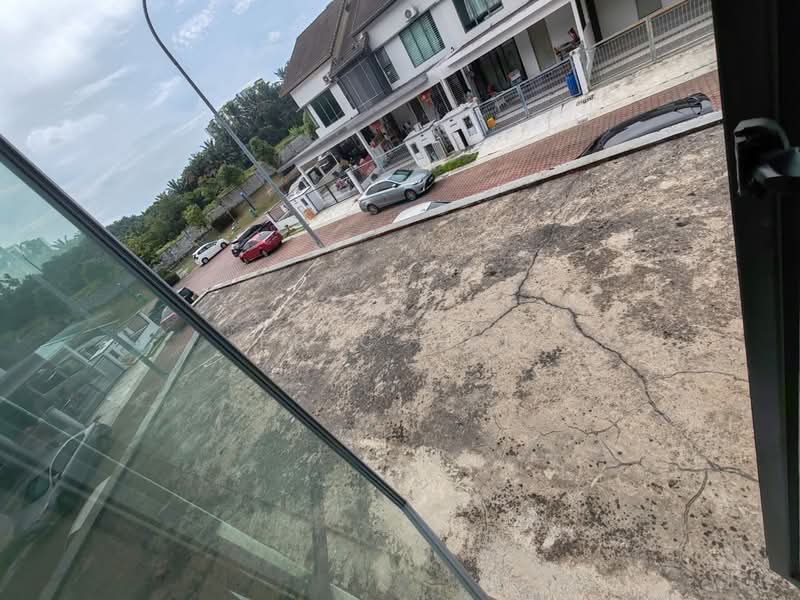 Terraced House for Sale in Taman Semenyih Mewah (Semenyih) - Eric Yap - Exterior - PropertyGuru.com.my