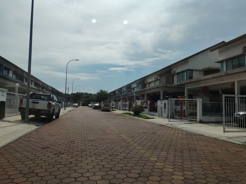 Terraced House for Sale in Taman Semenyih Mewah (Semenyih) - Eric Yap - Exterior - PropertyGuru.com.my