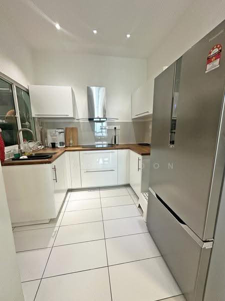 Condominium for Rent at La Thea Residences - Wendy Boon - Kitchen - PropertyGuru.com.my