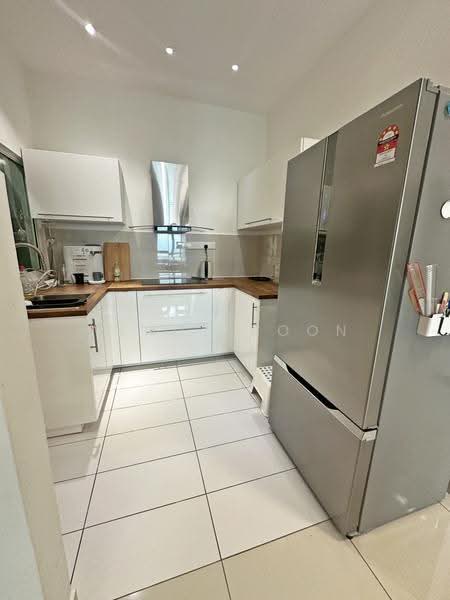 Condominium for Rent at La Thea Residences - Wendy Boon - Kitchen - PropertyGuru.com.my