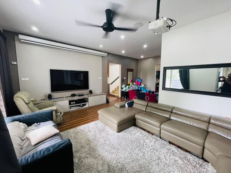 2-storey Terraced House for Sale in Denai Alam (Shah Alam) - Fazie Noor - Living Room - PropertyGuru.com.my
